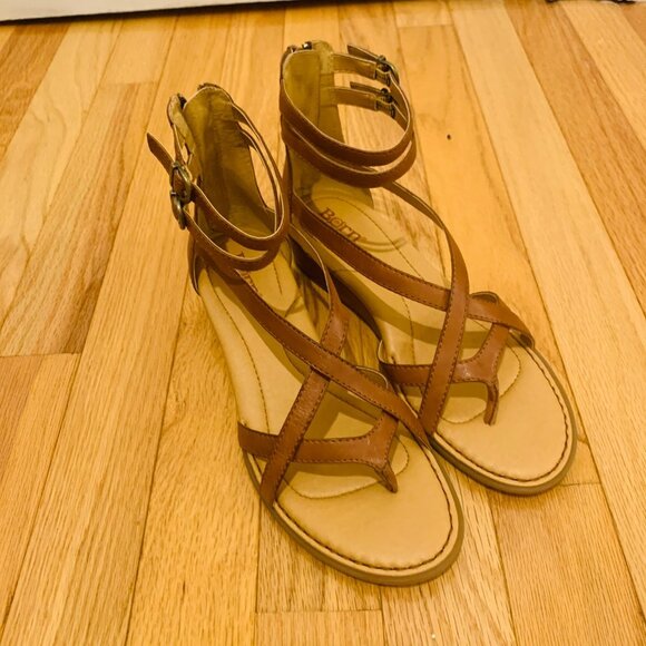 NEW BORN Women's Ankle Strap Leather Platform Wedge Sandal US 6 - Picture 14 of 14